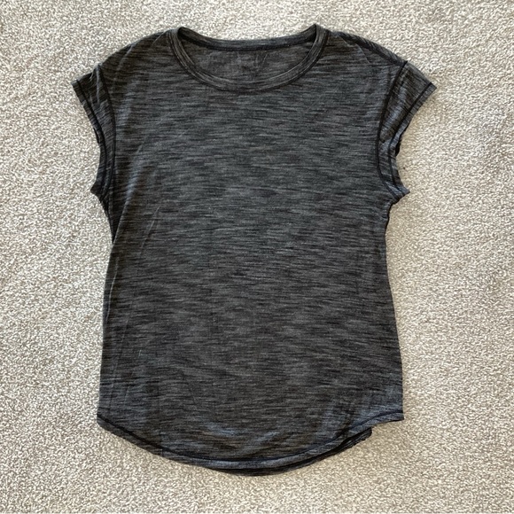 Lululemon Lost in Pace Short Sleeve - Picture 3 of 4
